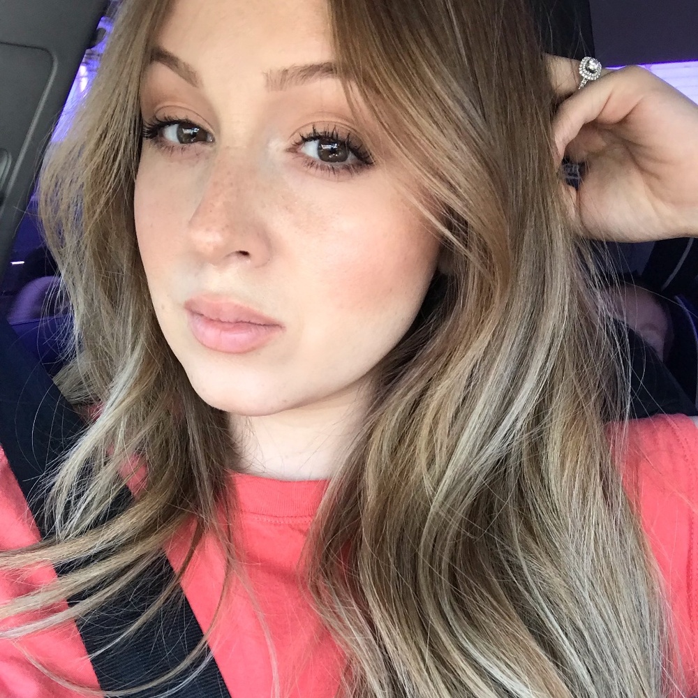 Meet your Posher, Araceli